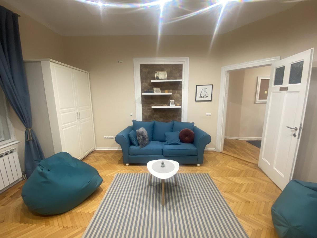 Fg Boutique Hostel Сараево Екстериор снимка