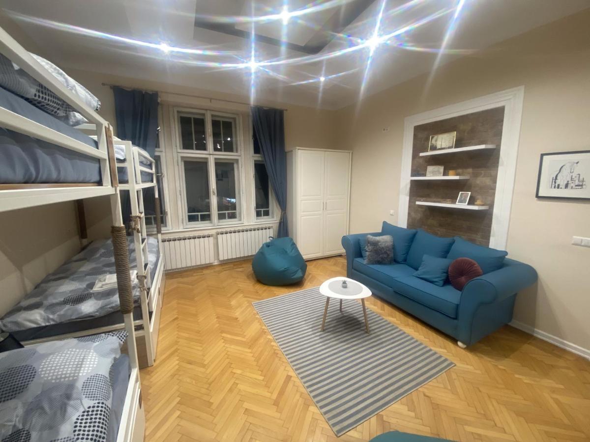 Fg Boutique Hostel Сараево Екстериор снимка