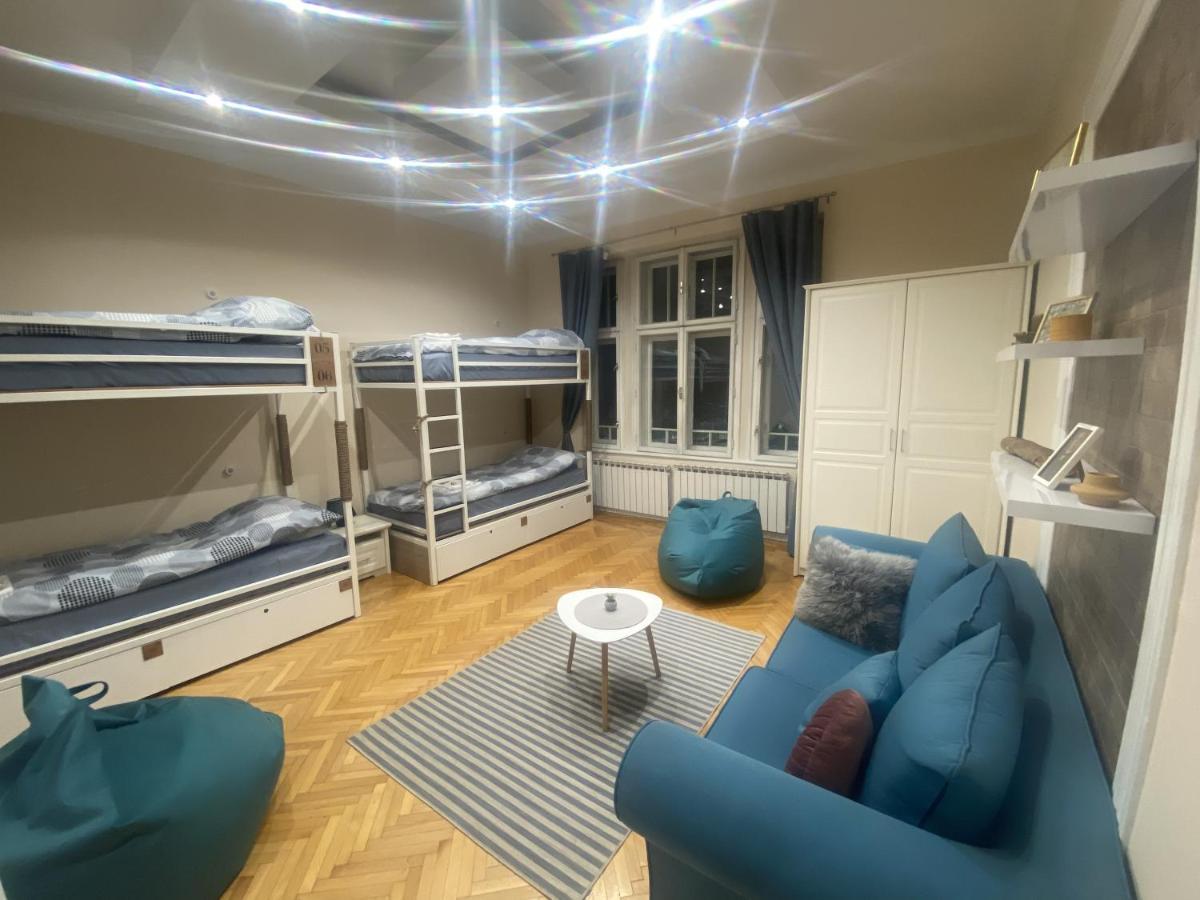 Fg Boutique Hostel Сараево Екстериор снимка