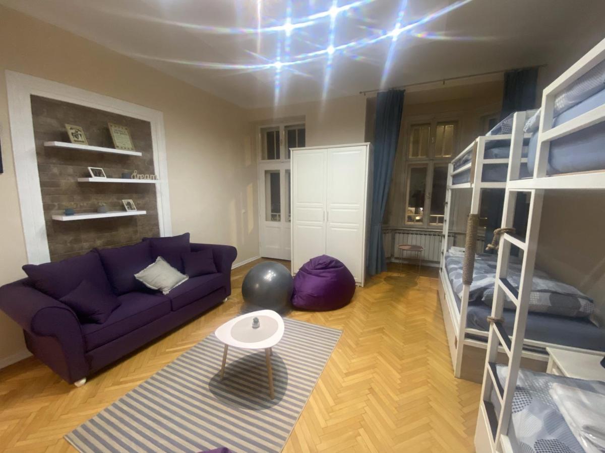 Fg Boutique Hostel Сараево Екстериор снимка
